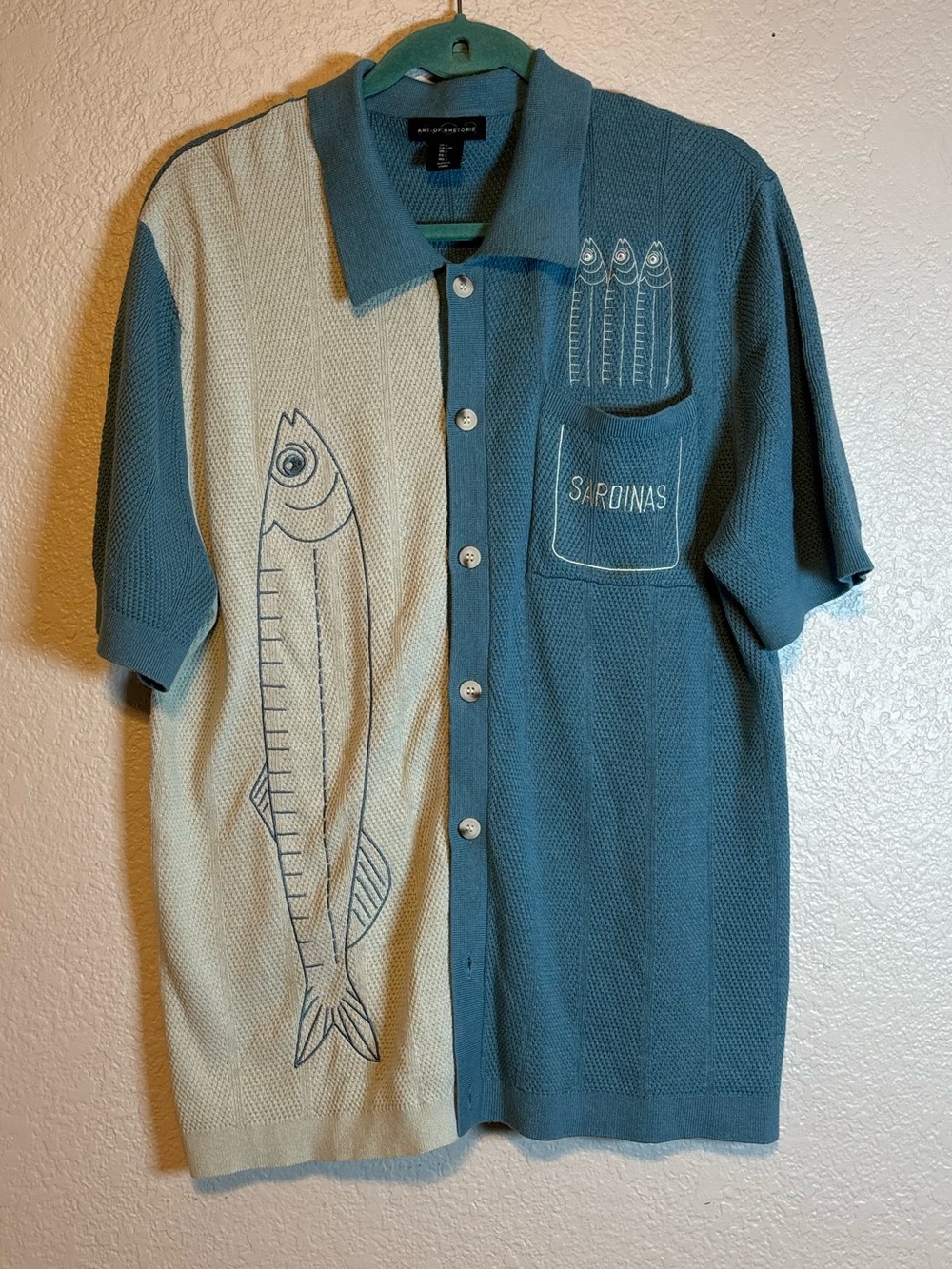 Sardines Graphic Art of Rhetoric casual men's knit shirt Size Large Teal/Beige